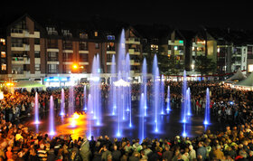 Brunnen Marktplatz illuminiert